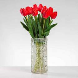 Umelý tulipán BEATA červený. Cena uvedená za 1 kus.