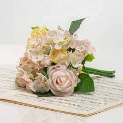 Csokor hortenzia és rózsa - BRIGITA halvány rózsaszín