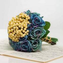 Kytička z ruží s bobuľami NINA modrá