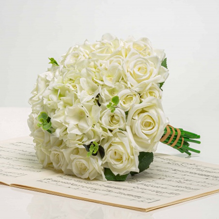 Kytička z hortenzií a ruží STELA bielo-zelená