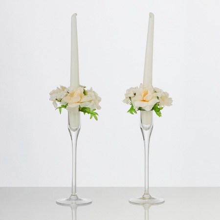 Dekoračný venček na sviečku z ruží THÁLIA šampanská. Cena je uvedená za 1 kus.