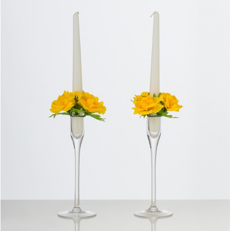 Dekoračný venček na sviečku z ruží THÁLIA žltá. Cena je uvedená za 1 kus.
